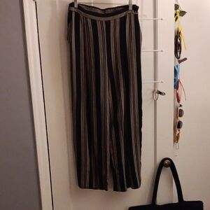 ❤️2 For $14❤️ Xhilaration Black and Brown Striped Wide Legged Pants